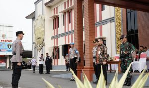 Upacara Gelar Pasukan Operasi Kepolisian Terpusat Ketupat Candi Dipimpin Bupati Pati