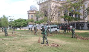 Tradisi Jelang Idul Adha, TNI Gotong-royong Massal Masjid Agung Lhokseumawe