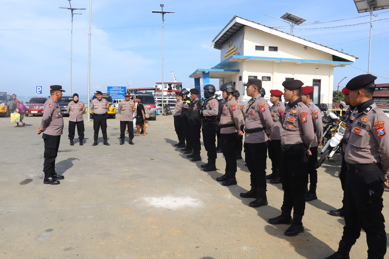 Kabag Ops Polres Sumenep Pimpin Apel Keberangkatan Patroli Safari Kepulauan