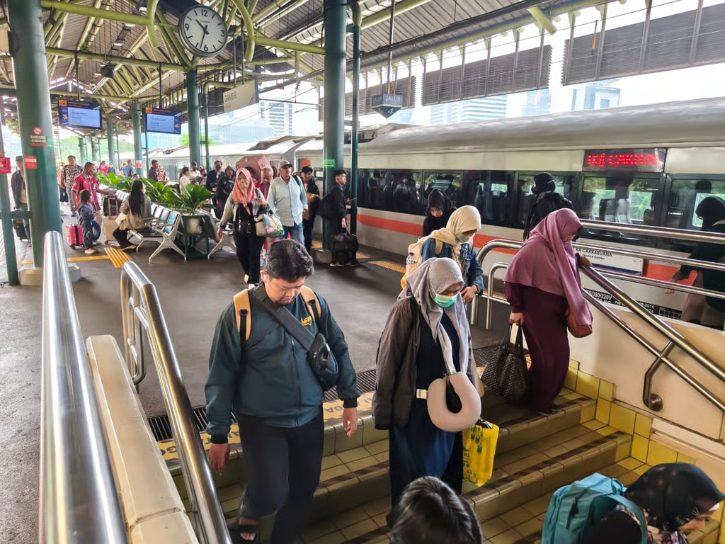 KAI Tambah Perjalanan Kereta Api untuk Dukung Mobilitas dan Wisata di Bulan November 2025