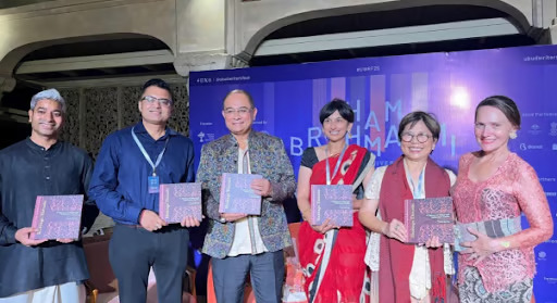 Tenun Persahabatan Merajut Warisan India dan Indonesia dalam Heritage Threads