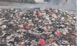 KAI Daop 1 Jakarta Kembali Ingatkan Warga Tidak Buang & Bakar Sampah di Sepanjang Jalur KA