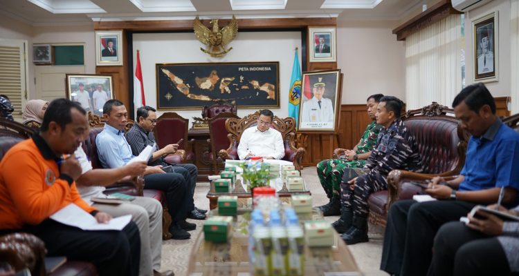 Bupati Pati Imbau Semua Elemen Masyarakat Bantu Tangani Banjir – Infrastruktur Dikoordinasikan dengan Pusat